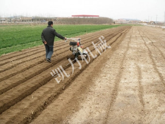 開溝培土機廠家